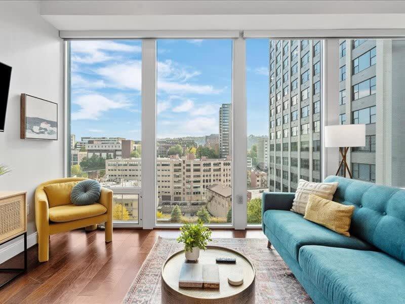 Cozysuites Roomy 1Br, Ppg Paints Arena, Pitts พิตต์สเบิร์ก ภายนอก รูปภาพ