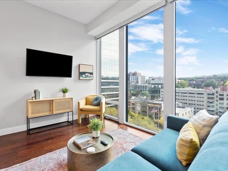Cozysuites Roomy 1Br, Ppg Paints Arena, Pitts พิตต์สเบิร์ก ภายนอก รูปภาพ